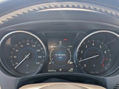 Used 2017 Jaguar XE RWD image 10