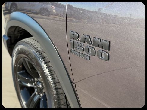 Used 2024 RAM 1500 Warlock RWD image 11