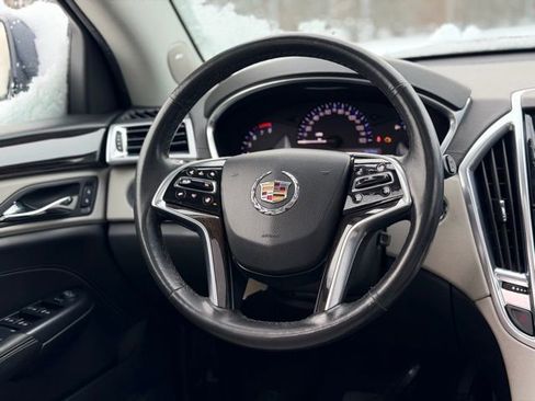 Used 2014 Cadillac SRX Luxury w/ Driver Awareness Package image 21