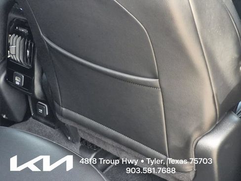 Used 2023 Jeep Compass Latitude AWD/4WD image 17
