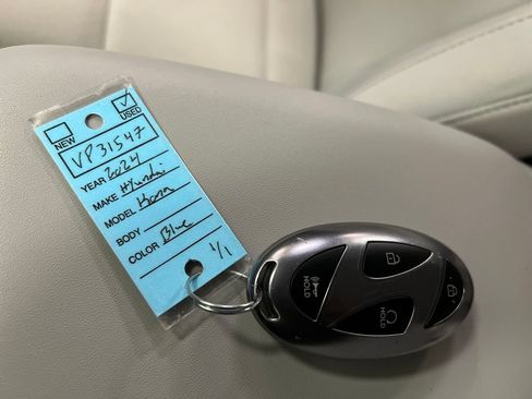 Used 2024 Hyundai Kona SE FWD image 32