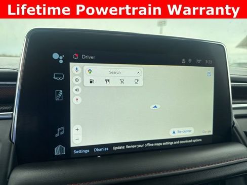 Used 2024 Chevrolet Suburban RST w/ Luxury Package image 3