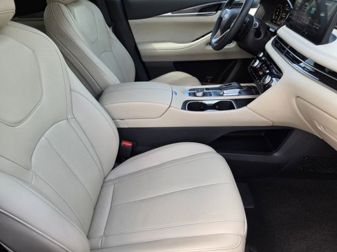 Used 2023 INFINITI QX60 Luxe w/ Vision Package AWD/4WD image 10