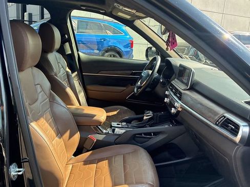 Used 2022 Kia Telluride SX w/ SX Prestige Package AWD/4WD image 7