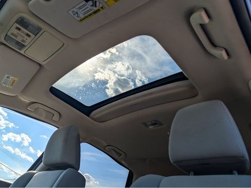 Used 2016 Honda CR-V EX image 17