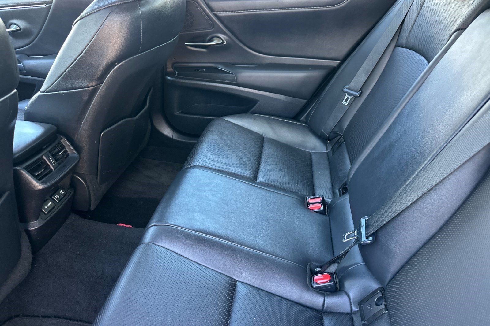 Certified 2021 Lexus ES 350 w/ Premium Package FWD image 27