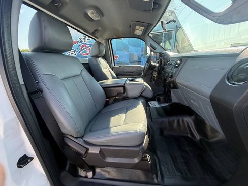 Used 2015 Ford F250 XL AWD/4WD image 12