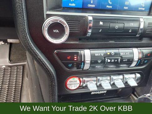 Used 2017 Ford Mustang Premium image 21