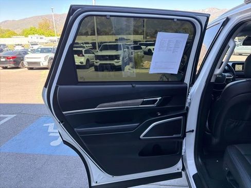 Used 2020 Kia Telluride EX AWD/4WD image 21