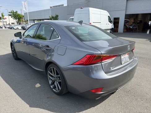 Used 2020 Lexus IS 350 F Sport w/ F Sport Package RWD image 4