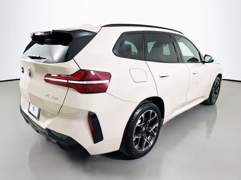 Used 2025 BMW X3 xDrive30i w/ Premium Package AWD/4WD image 5
