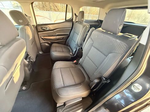 Used 2018 GMC Acadia SLE w/ Driver Alert Package I image 19