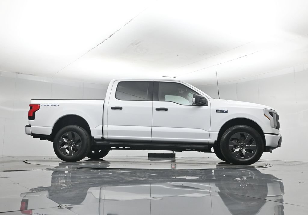 Certified 2024 Ford F150 Lightning XLT AWD/4WD image 51