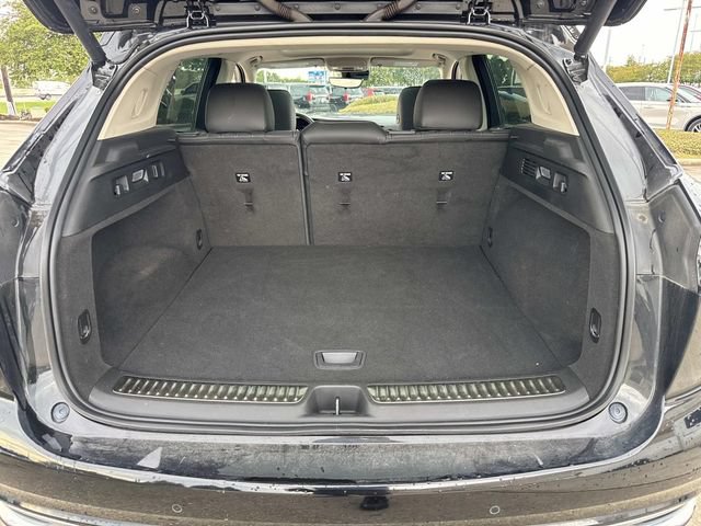 Used 2021 Buick Envision Avenir w/ Technology Package II FWD image 12