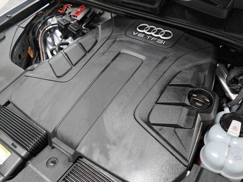 Used 2018 Audi Q7 3.0T Premium Plus AWD/4WD image 33