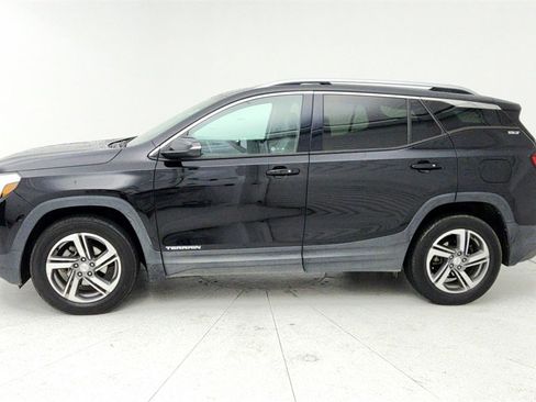 Used 2019 GMC Terrain SLT image 2