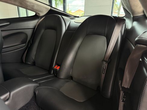 Used 2006 Aston Martin Vanquish S image 29