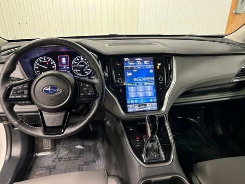 Used 2025 Subaru Outback Onyx Edition image 16