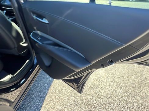 Used 2023 Cadillac XT4 Premium Luxury w/ Enhanced Visibility Package image 20