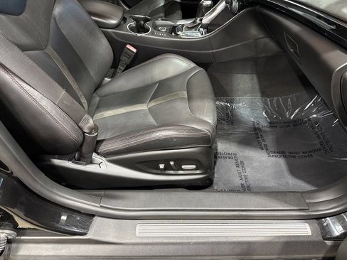 Used 2015 Chevrolet SS RWD image 79