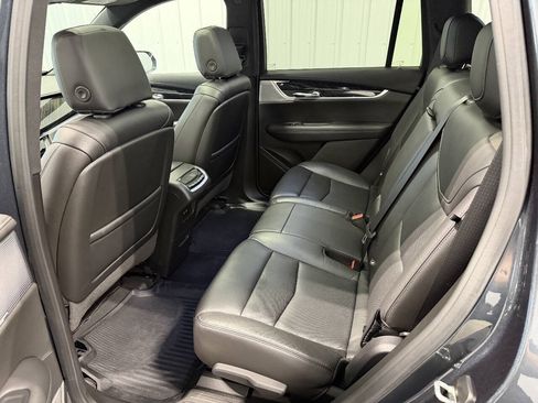 Used 2020 Cadillac XT6 Premium Luxury AWD/4WD image 13