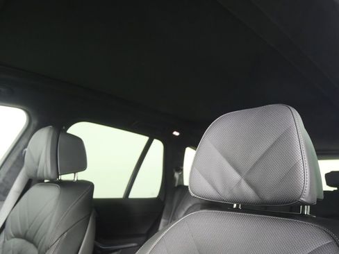 Used 2026 BMW X5 sDrive40i RWD image 11