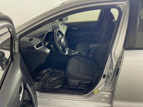 Used 2021 Toyota Corolla LE w/ Carpet Mat Package (TMS) image 14