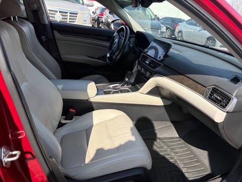 Used 2018 Honda Accord EX-L image 10