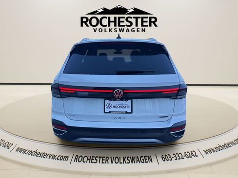 New 2026 Volkswagen Taos SEL AWD/4WD image 7
