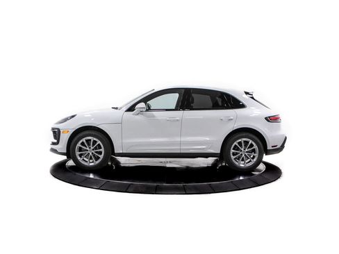 New 2026 Porsche Macan AWD/4WD image 2