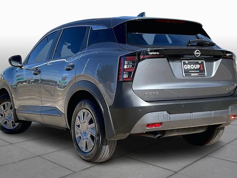 Used 2025 Nissan Kicks S w/ Charging Package image 9
