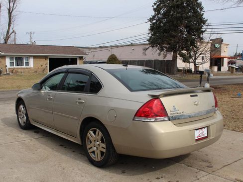 Used 2011 Chevrolet Impala LT w/ Luxury Edition Package image 7