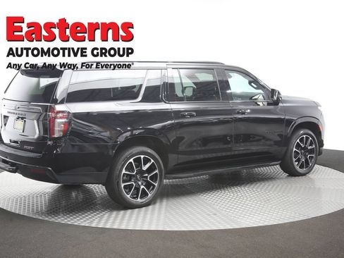 Used 2022 Chevrolet Suburban RST w/ Luxury Package AWD/4WD image 45