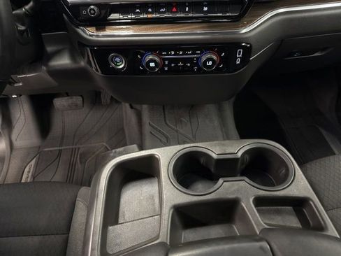Used 2023 Chevrolet Silverado 1500 LT AWD/4WD image 17
