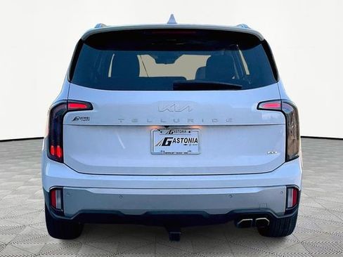 Used 2023 Kia Telluride SX Prestige image 6