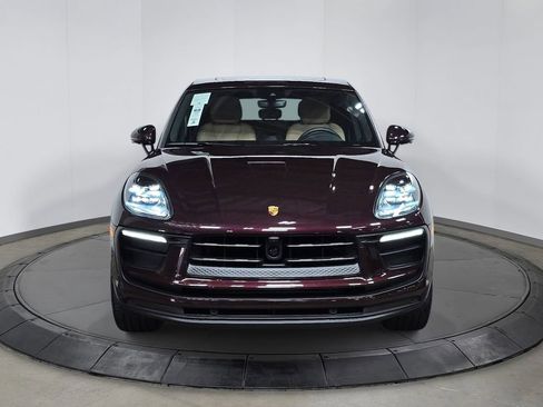 Used 2025 Porsche Macan AWD/4WD image 10