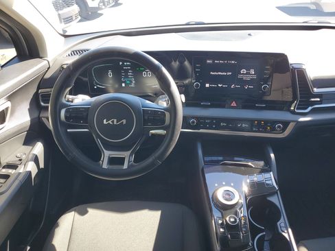 Certified 2024 Kia Sportage LX image 17