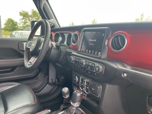 Used 2023 Jeep Gladiator Rubicon w/ LED Lighting Group image 30