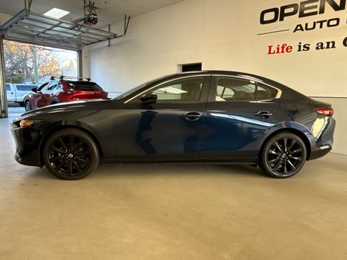 Certified 2025 MAZDA MAZDA3 s image 3