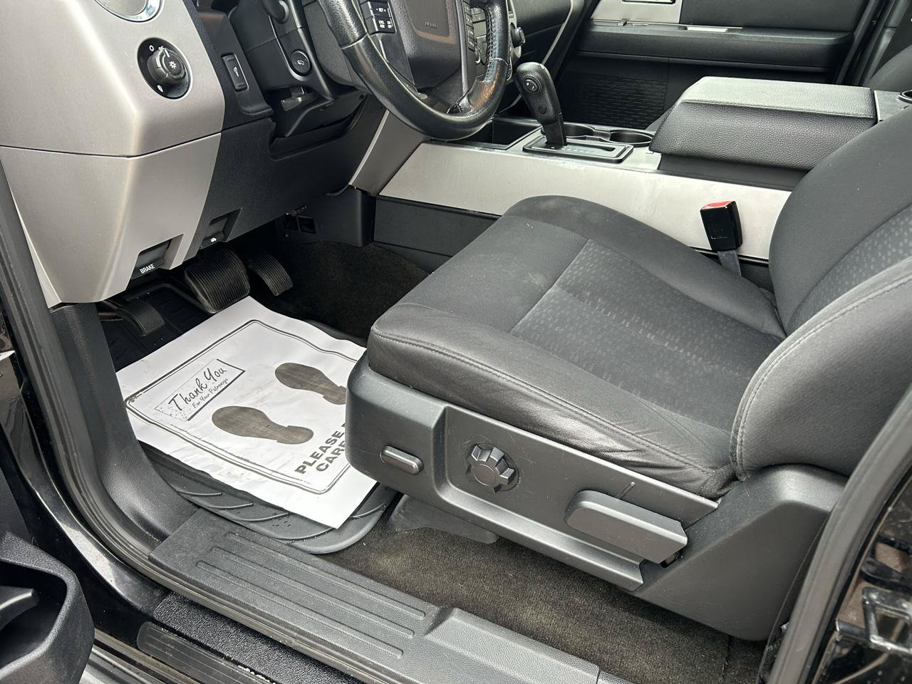 Used 2017 Ford Expedition EL XLT AWD/4WD image 10