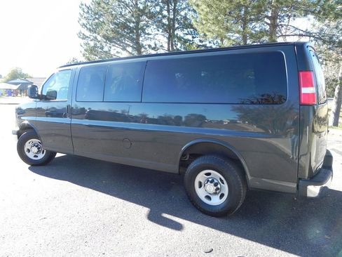Used 2017 Chevrolet Express 3500 LT w/ LT Preferred Equipment Group image 2