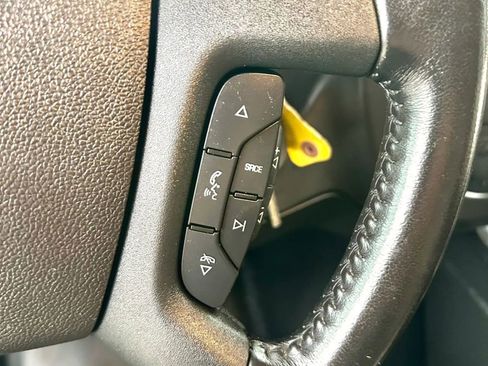 Used 2021 Chevrolet Express 2500 w/ Driver Convenience Package RWD image 19