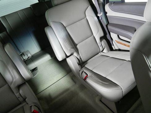 Used 2019 Chevrolet Tahoe Premier w/ Max Trailering Package image 14