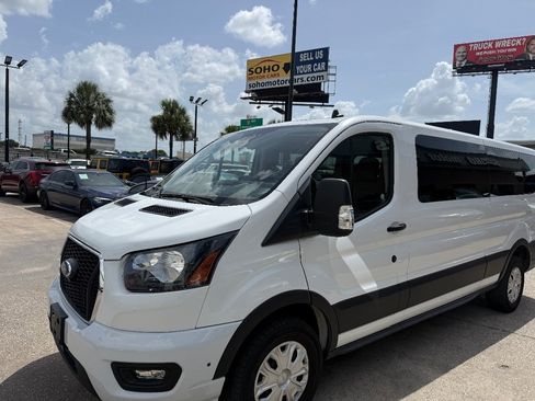 Used 2024 Ford Transit 350 XLT RWD image 7