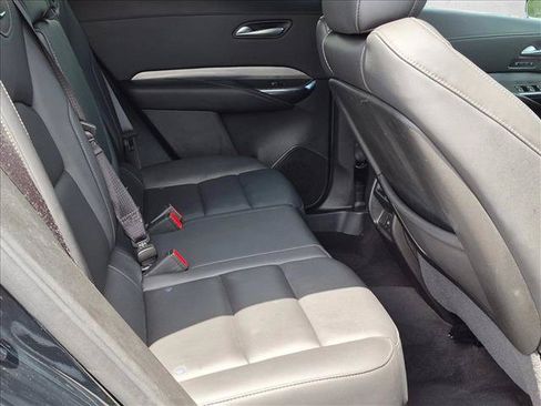 Used 2025 Cadillac XT4 Premium Luxury FWD image 23