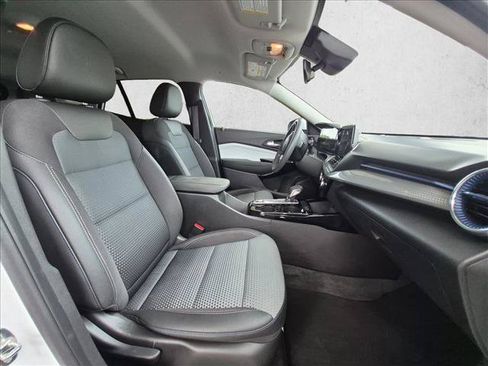 Used 2026 Chevrolet Trax LT FWD image 19
