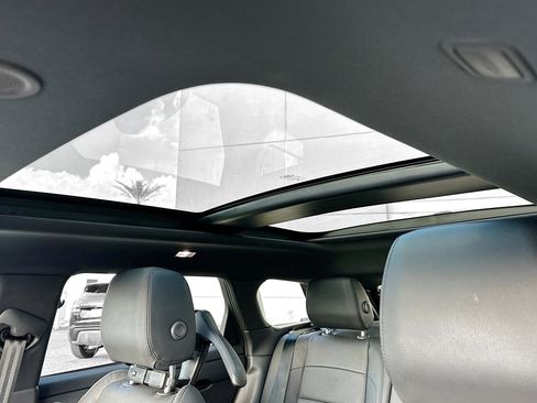 Used 2025 Land Rover Range Rover Evoque S image 25