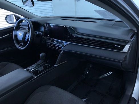 Certified 2025 Toyota Camry LE image 24