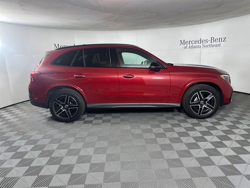 Certified 2025 Mercedes-Benz GLC 300 4MATIC image 8