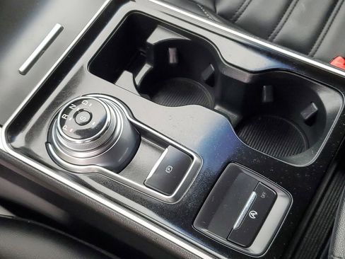 Used 2020 Ford Edge SEL w/ Convenience Package image 24